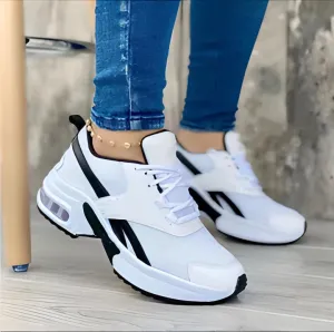 Cozy ergonomic women's sneakers