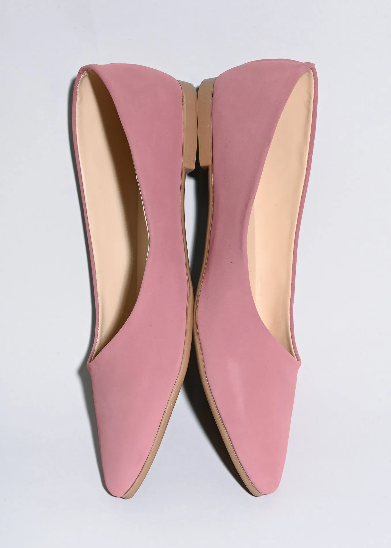 Flat suede puntal lisa