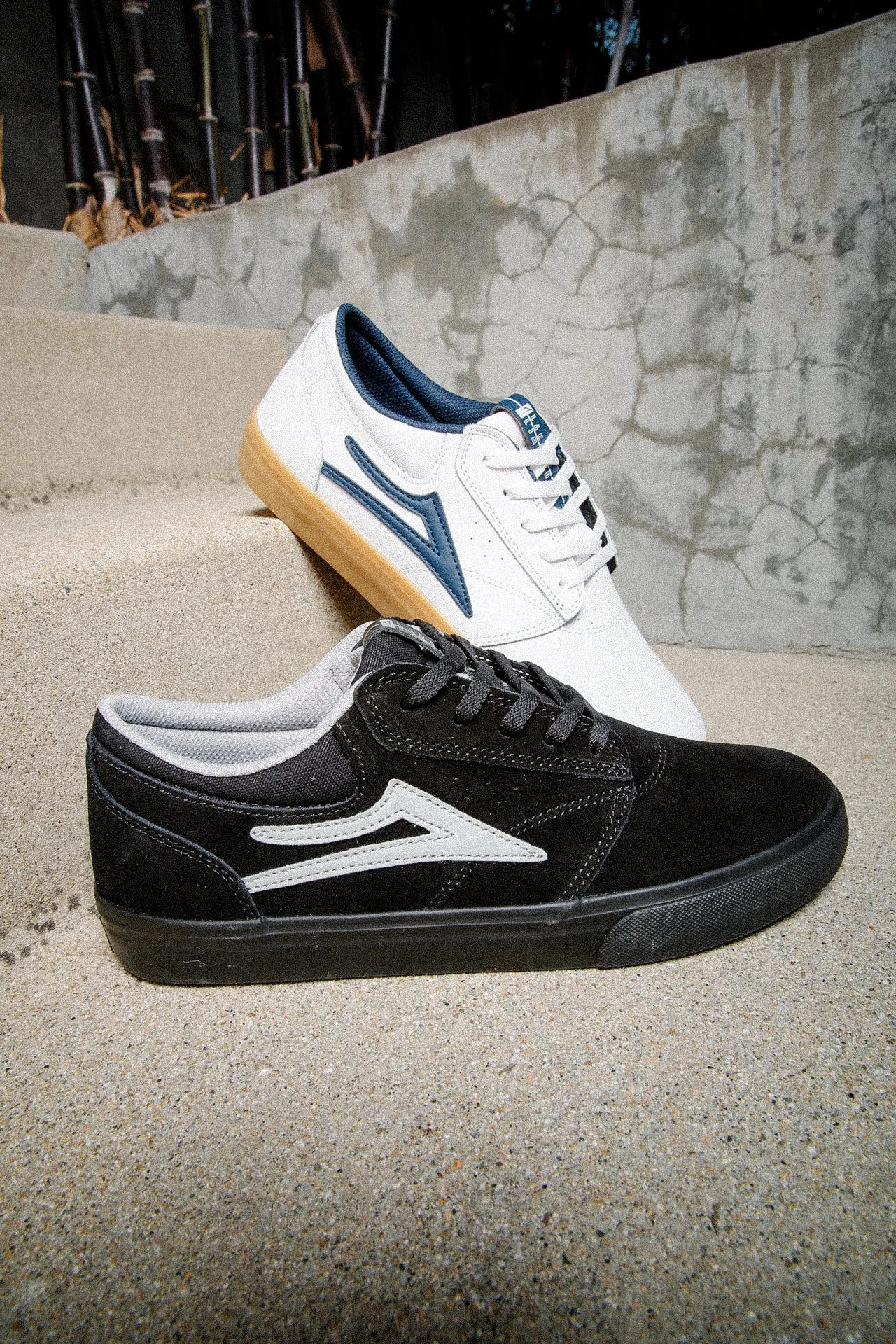 Griffin - Black/Black Suede