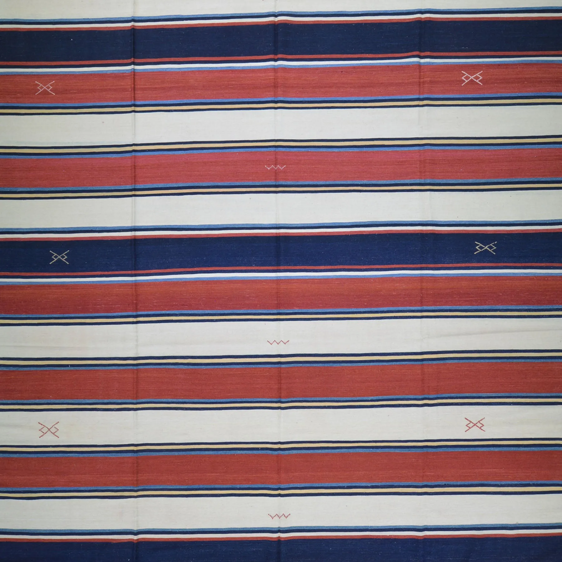 Hand-Woven Reversible Striped Design Kilim Wool Handmade Rug (Size 9.4 X 12.2) Cwral-10176