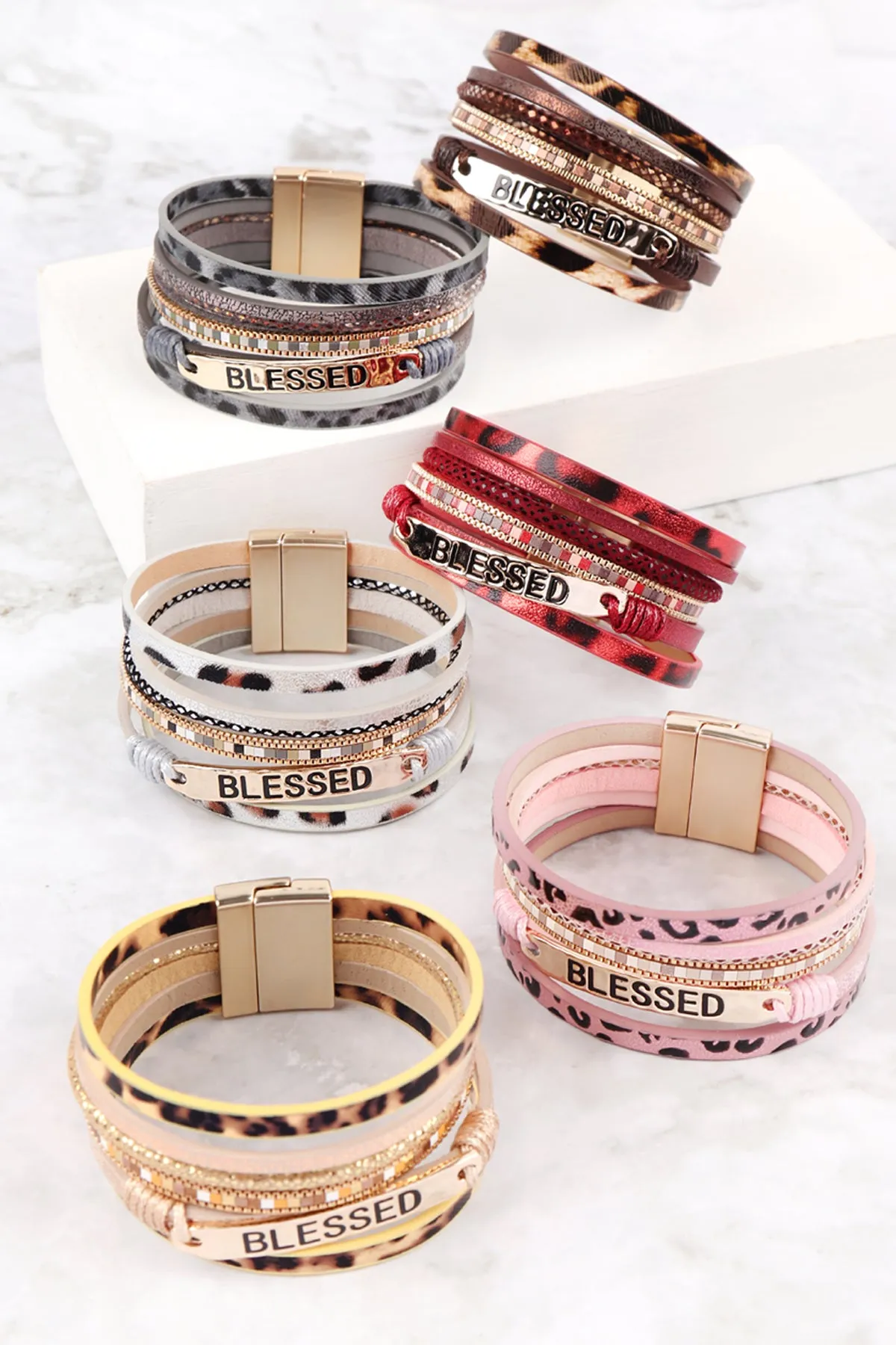 HDB3467 - BLESSED LEOPARD PRINT LEATHER MAGNETIC LOCK BRACELET
