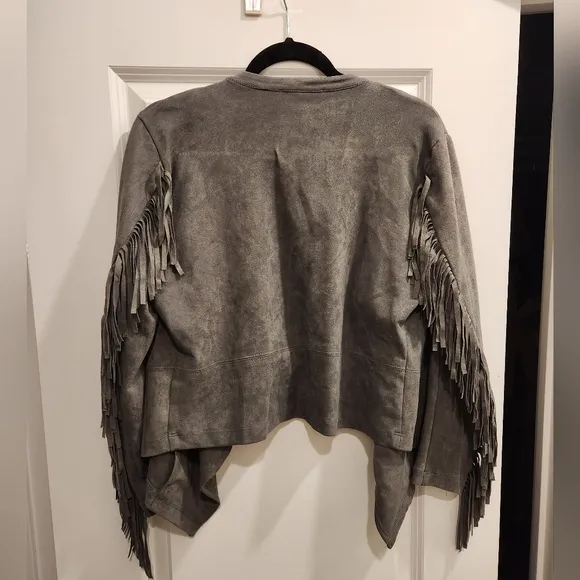 Karen Kane Grey Faux Suede Drapey Fringe Jacket size Large