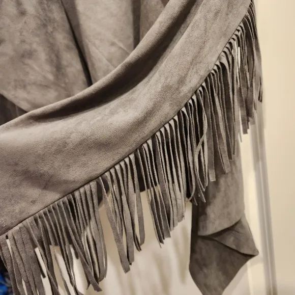 Karen Kane Grey Faux Suede Drapey Fringe Jacket size Large