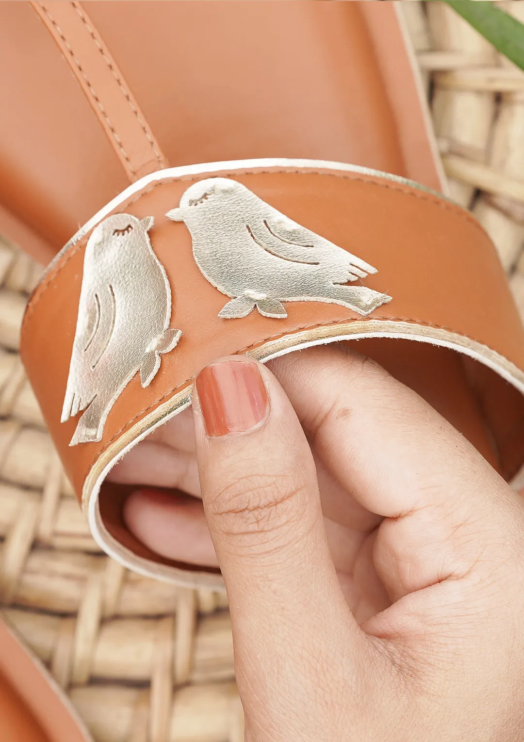 Love Birds ( Brown )