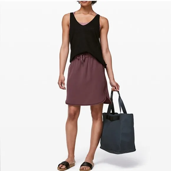 Lululemon On The Fly Woven Skirt
