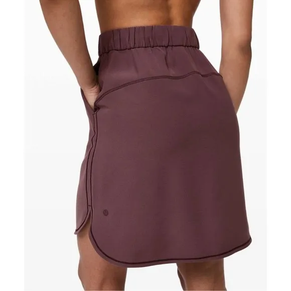 Lululemon On The Fly Woven Skirt