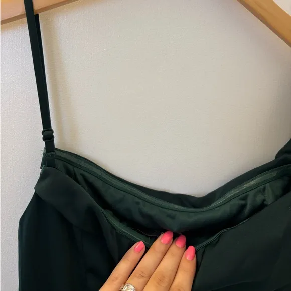 Lulus Lush Love Emerald Satin Asymmetrical Off-the-Shoulder Dress Size Small