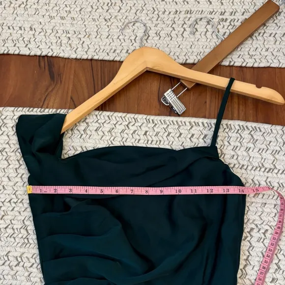 Lulus Lush Love Emerald Satin Asymmetrical Off-the-Shoulder Dress Size Small