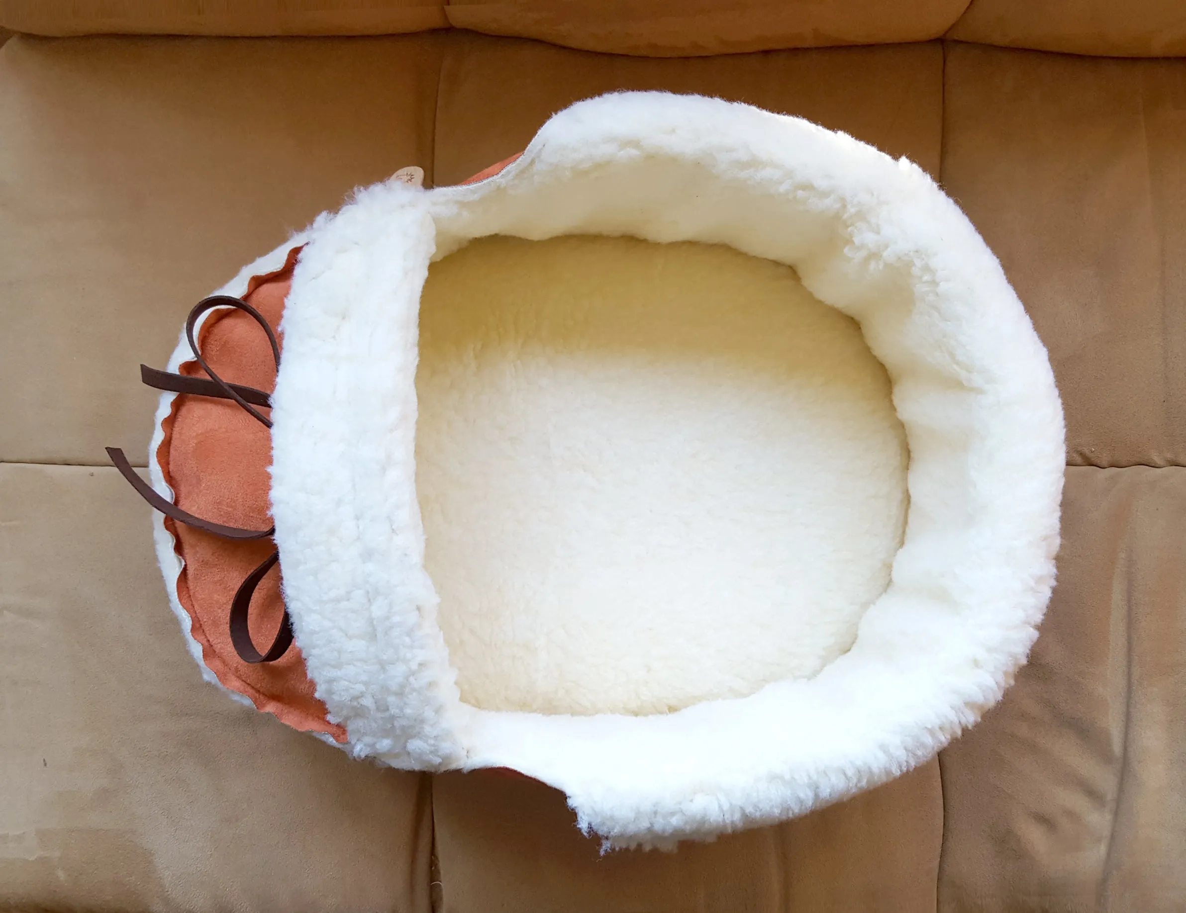 Moccasin Bed In Orange With A Matching Catnip Toy Gift Set