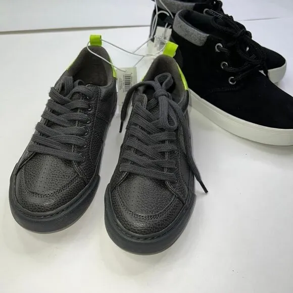 OLD NAVY  1994 Boy Sneakers - US 13