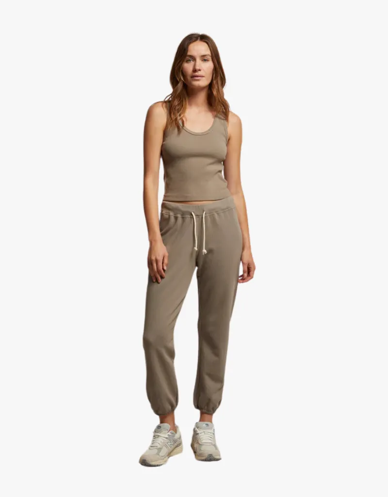 Perfect White Tee Toni French Terry Joggers in Mushroom
