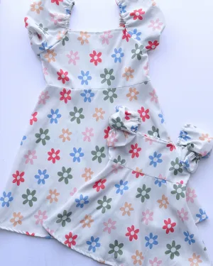 PREORDER! Bea Puff Sleeve Mini Dress - Colorful Flowers