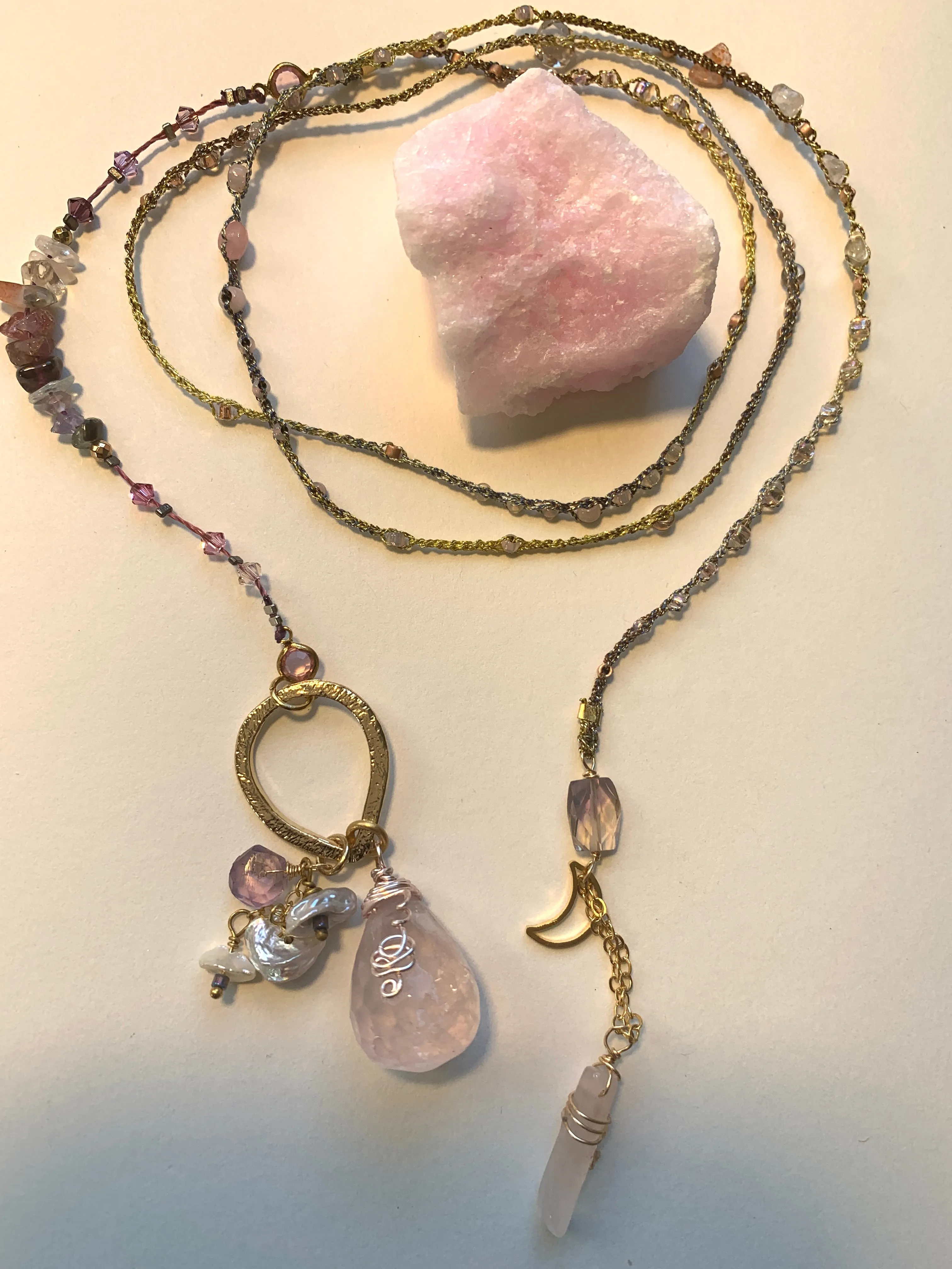 Rose Quartz 7Chakras Gold Lariat