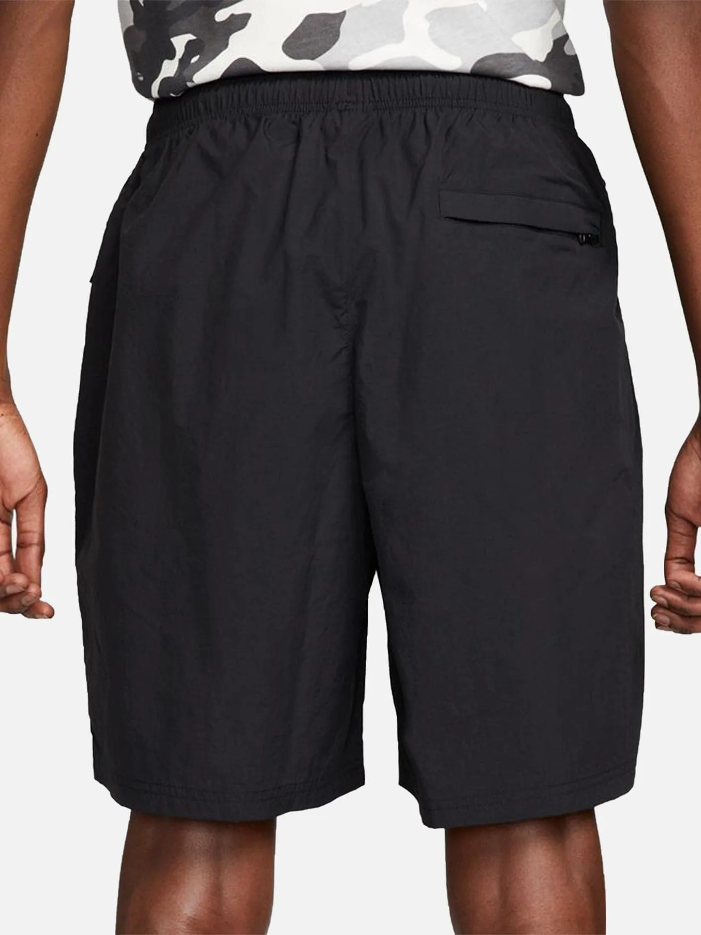Solo Swoosh Woven Short