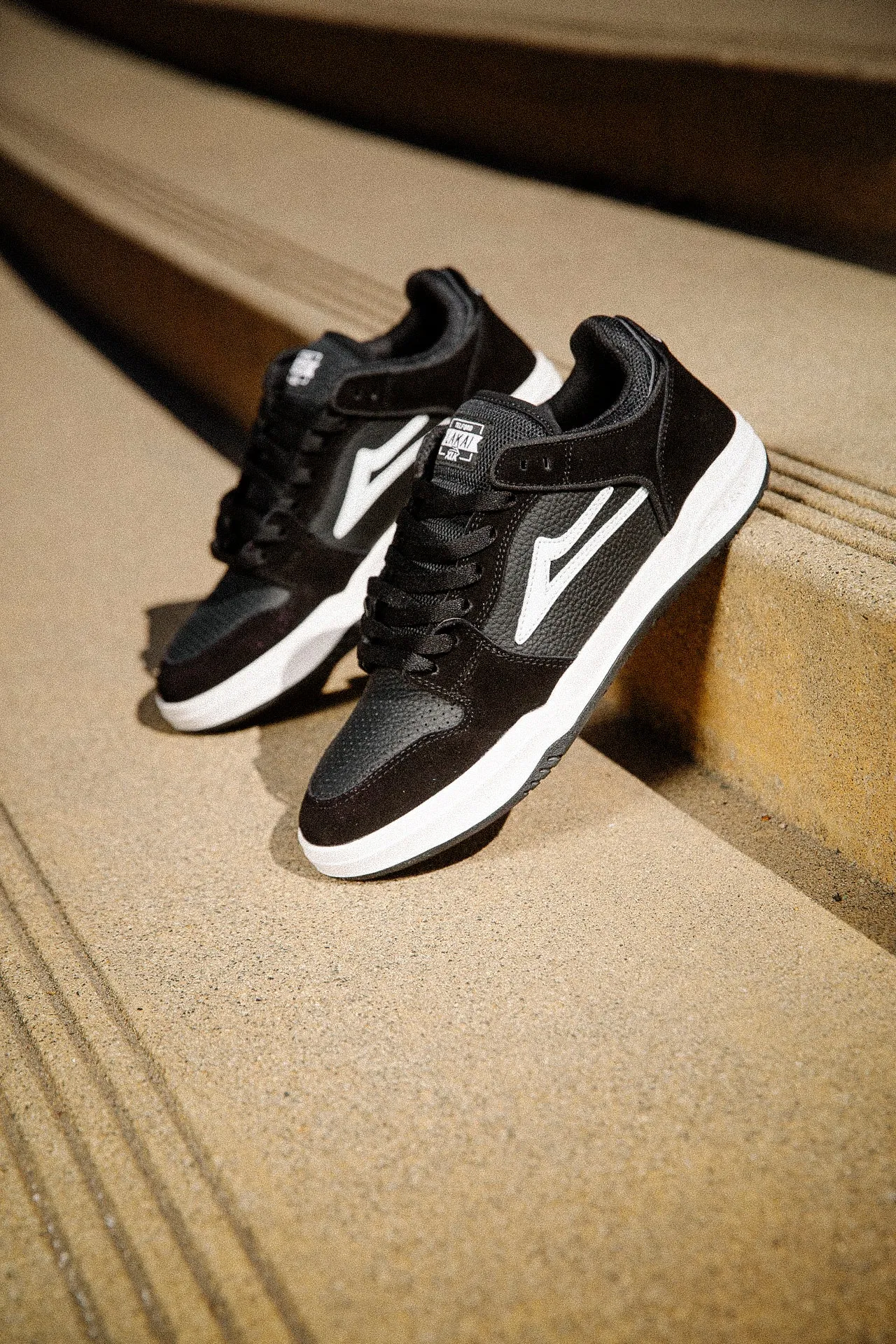 Telford Low - Black Suede