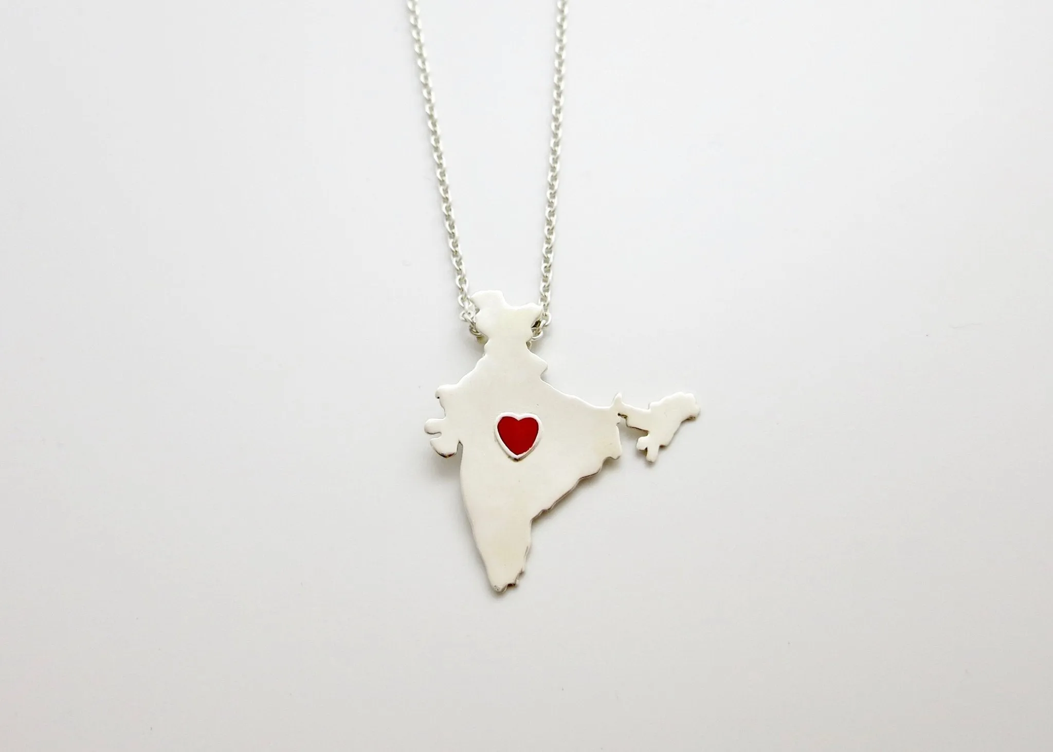 The very quaint, 'Bharat' (India) pendant