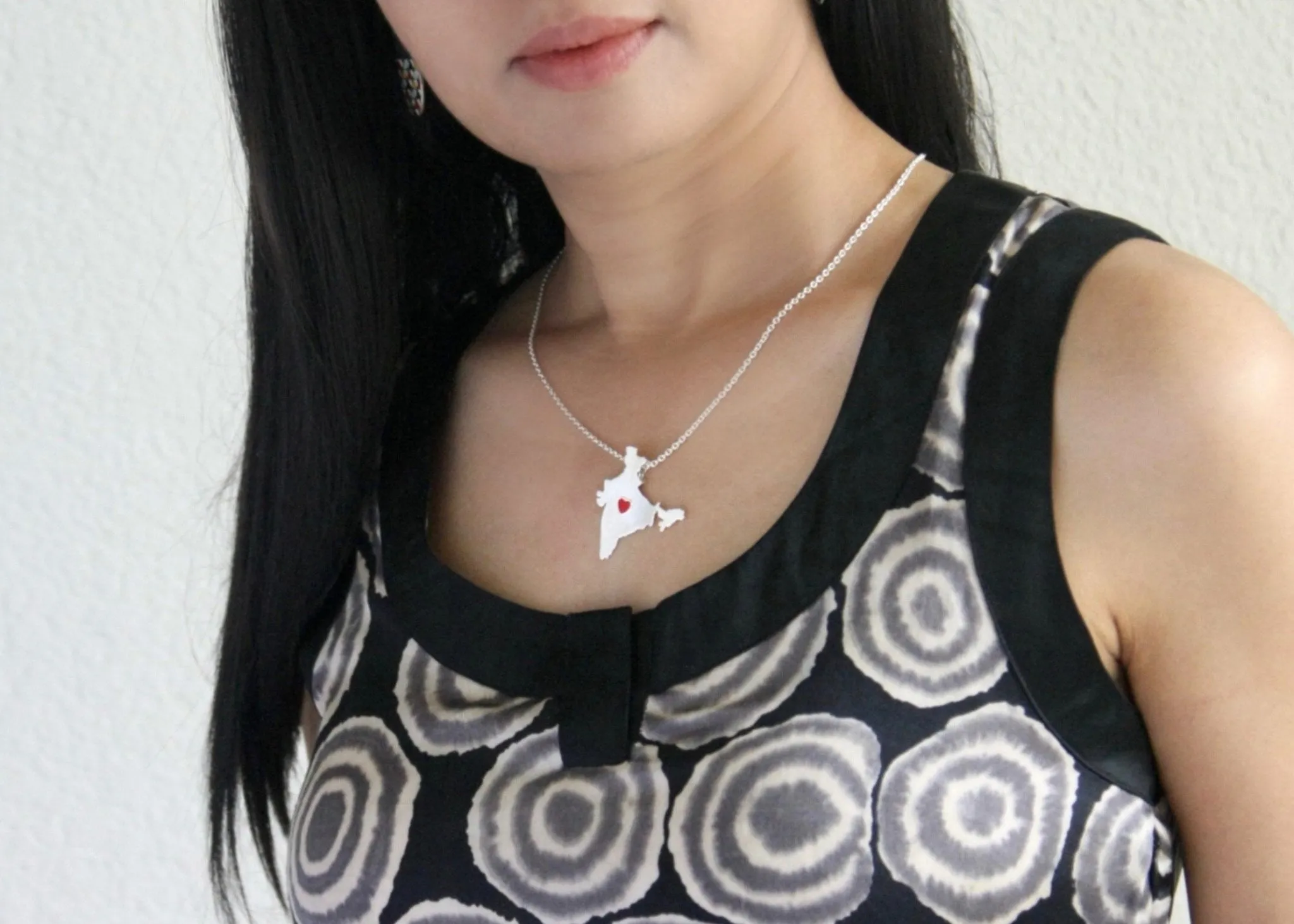 The very quaint, 'Bharat' (India) pendant