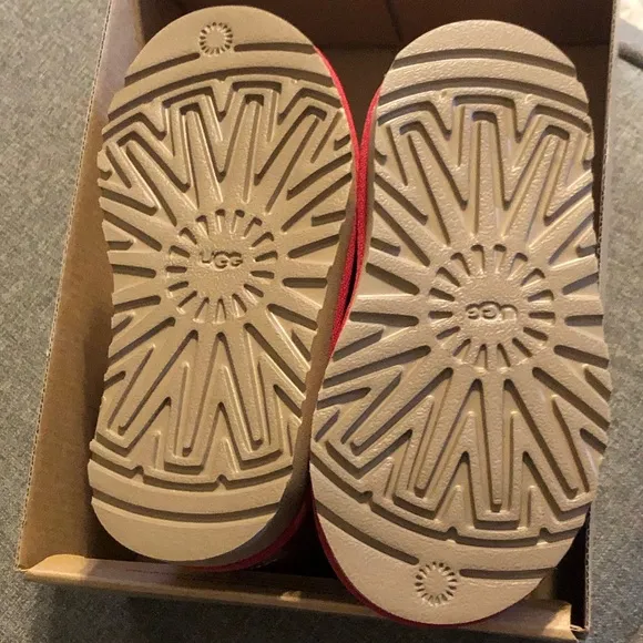 UGG Kids’ Dark Cherry Jona Boot Size 8