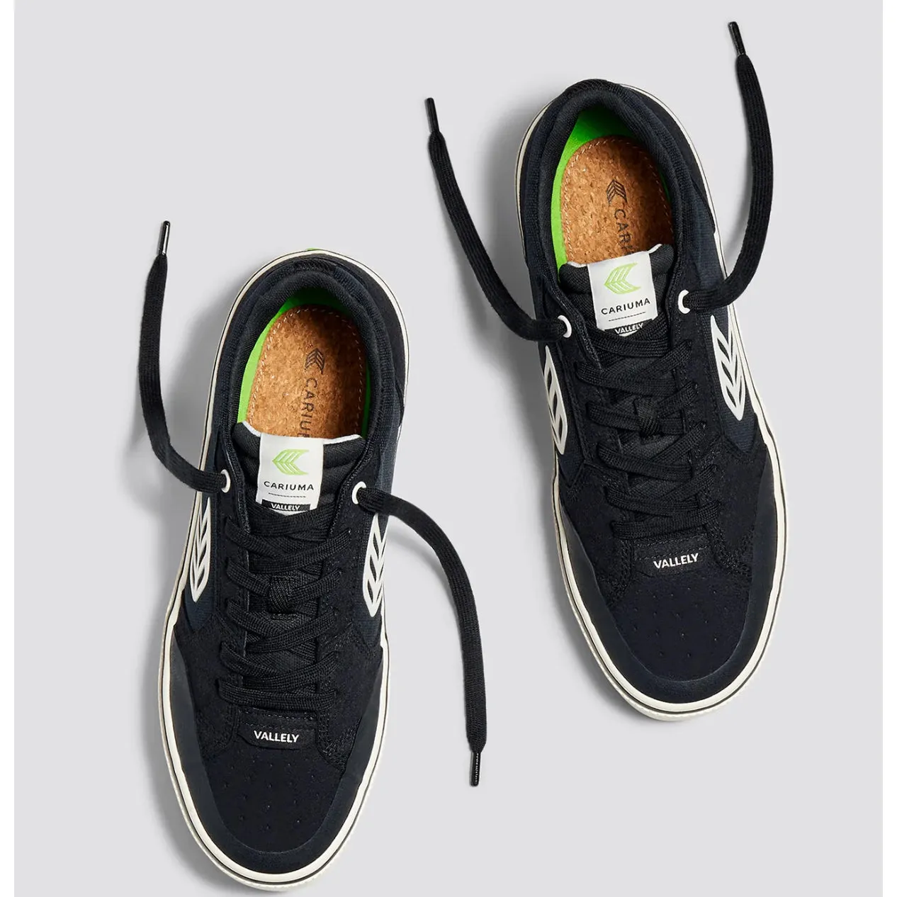 VALLELY Black