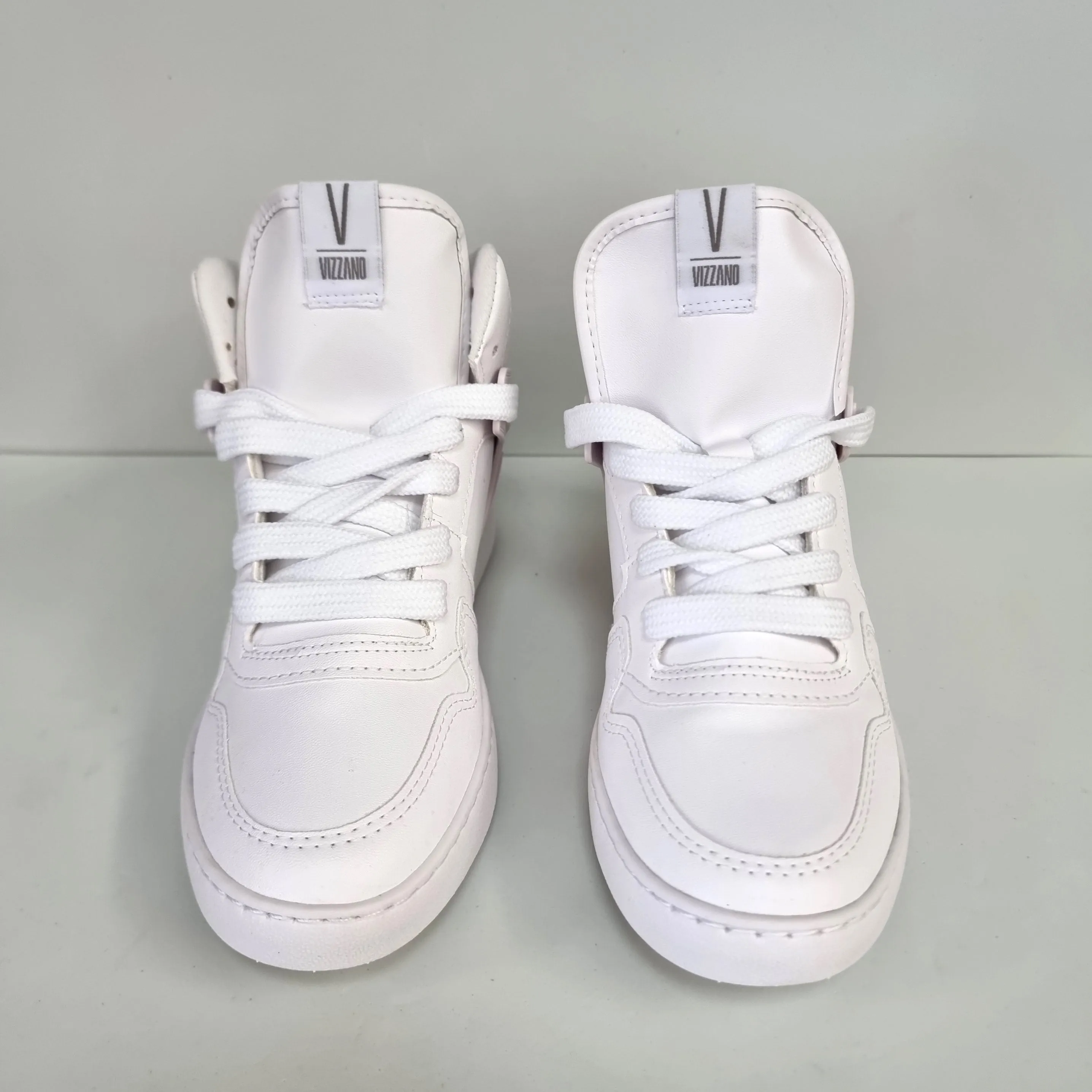 Vizzano 1214-1043 High Top Sneaker in White Napa