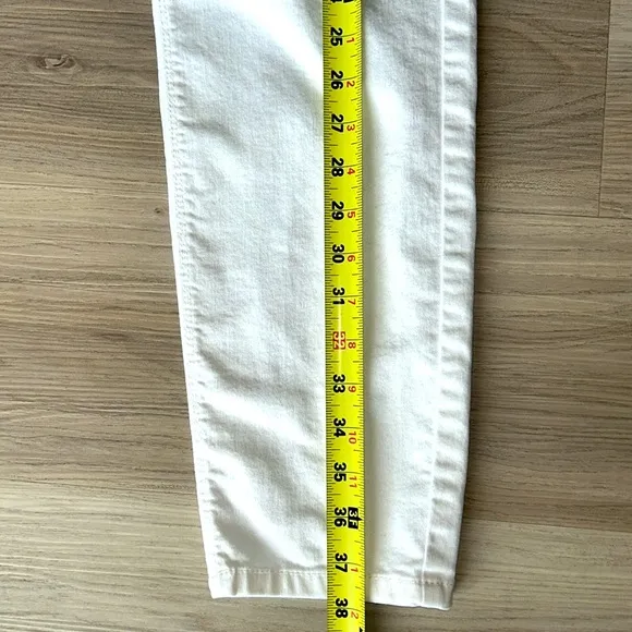 Women's Curve Appeal White Denim Jeans Size 12/31