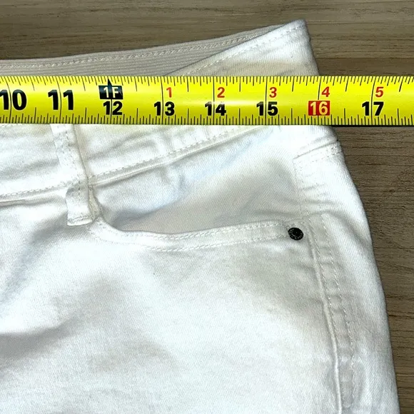 Women's Curve Appeal White Denim Jeans Size 12/31