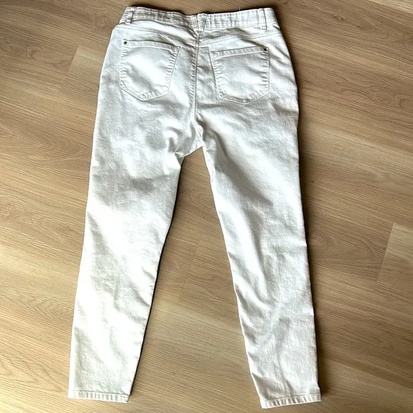 Women's Curve Appeal White Denim Jeans Size 12/31