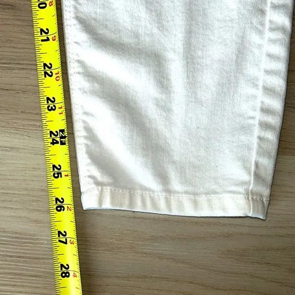 Women's Curve Appeal White Denim Jeans Size 12/31