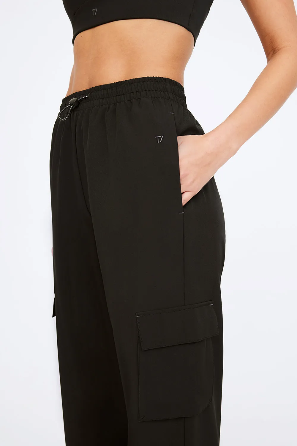 WOVEN TRACK PANT - BLACK